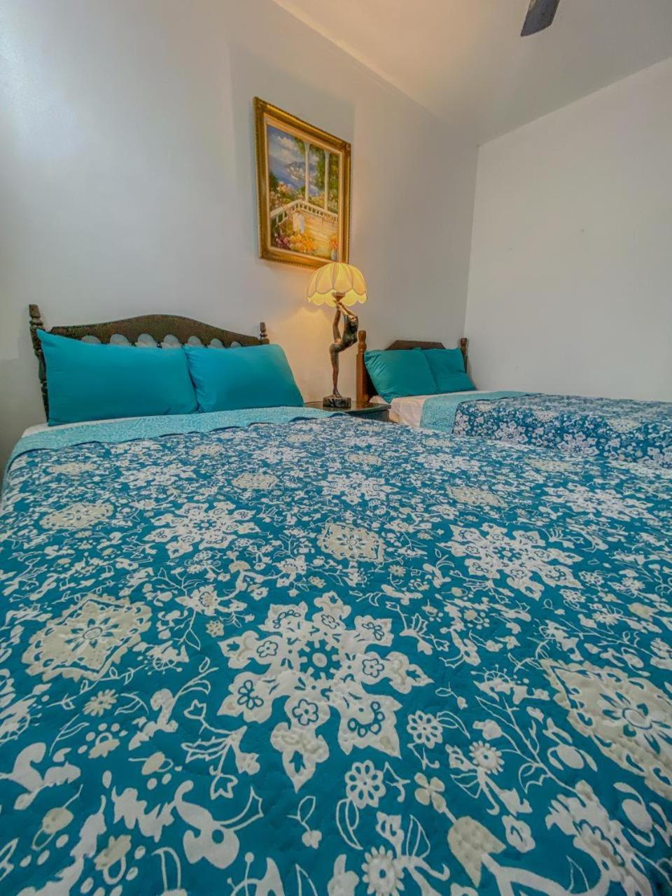 Hostal Velvet Plaza Санта-Ана Экстерьер фото